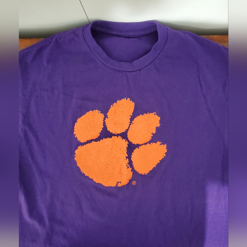 Clemson Tigers Purple Orange Paw Logo Graphic T-Shirt Men’s M